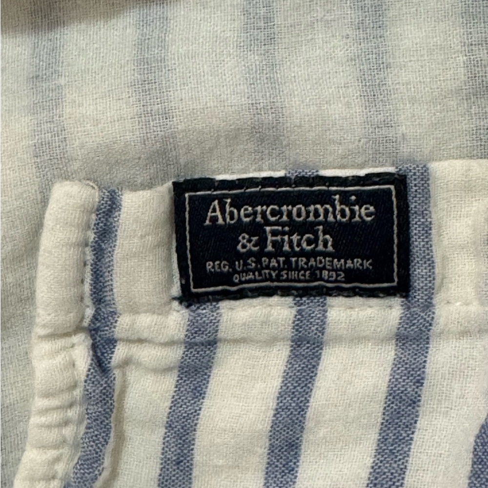 Abercrombie & Fitch Blue and White Striped Button Down Shirt, Large - Picture 6 of 6